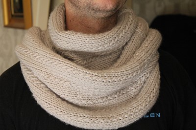 echarpe tube tricot explication