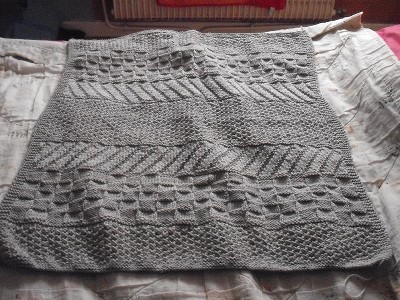 modele couverture tricot bebe gratuit