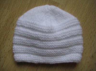 modele tricot bonnet bebe naissance