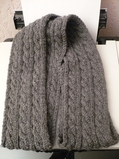 modele tricot echarpe torsade