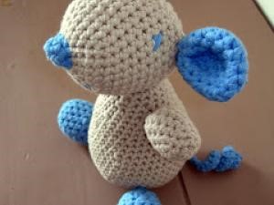souris au crochet